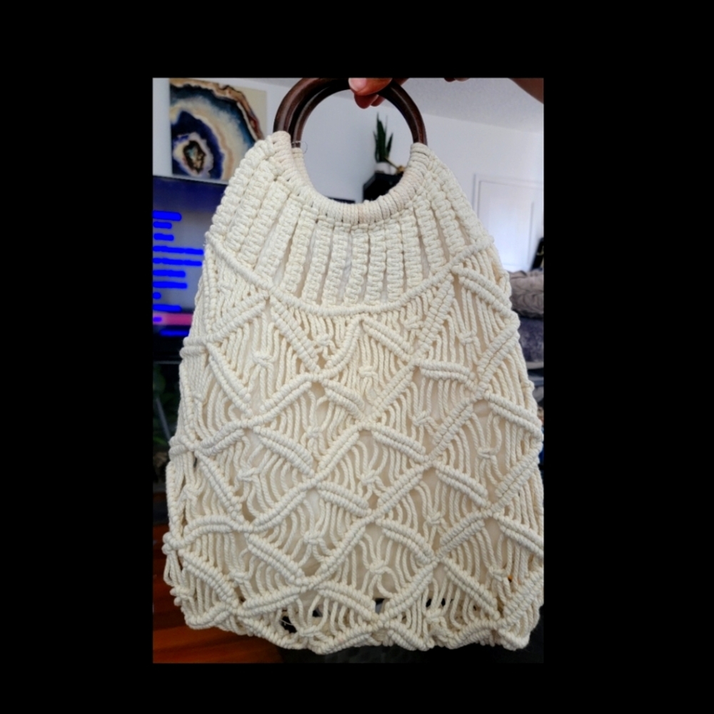 Knitted Purse